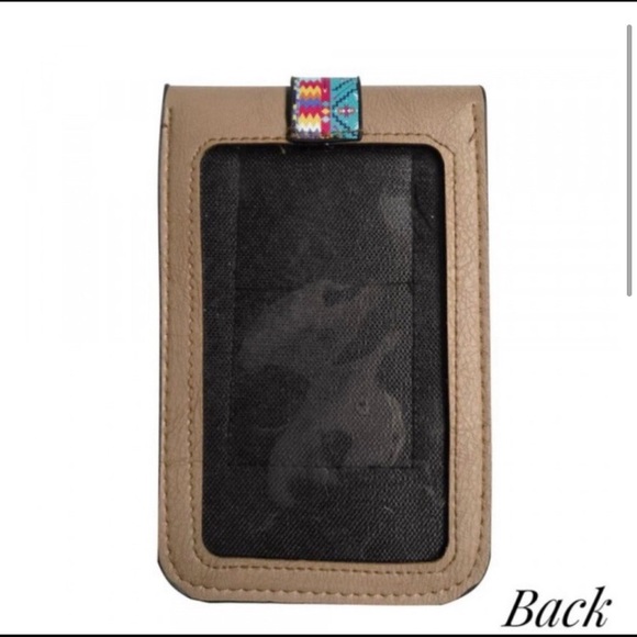 LAST ONE: Faux leather Aztec print crossbody phone case - Picture 2 of 4